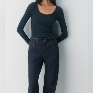 Aritzia TNA Homestretch Equalizer Longsleeve